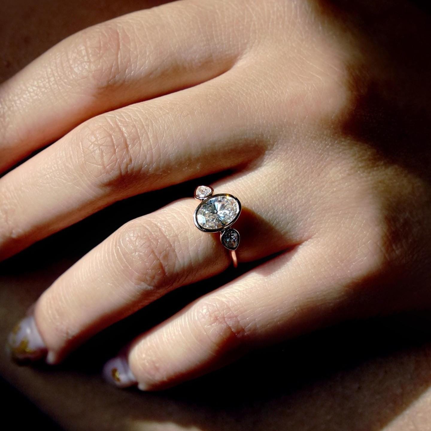 2 Carat Oval bezel Setting Ring Three Stone |  Lab Grown Diamond  IGI Certified D-E VS1-VVS2 | 14K / 18K Solid Gold | 2 to 5 Carat