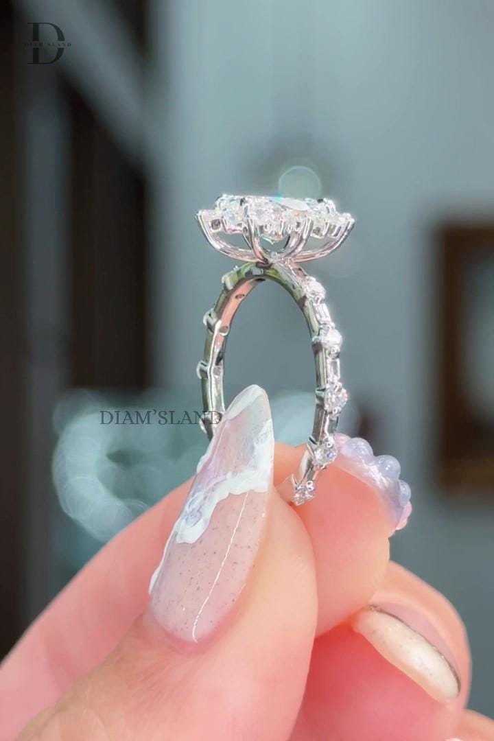 1.5 CARAT Oval  Lab Grown diamond Ring | Oval engagement ring | IGI Certified D color VS1-VVS2 | With 26 Side Round Diamond |