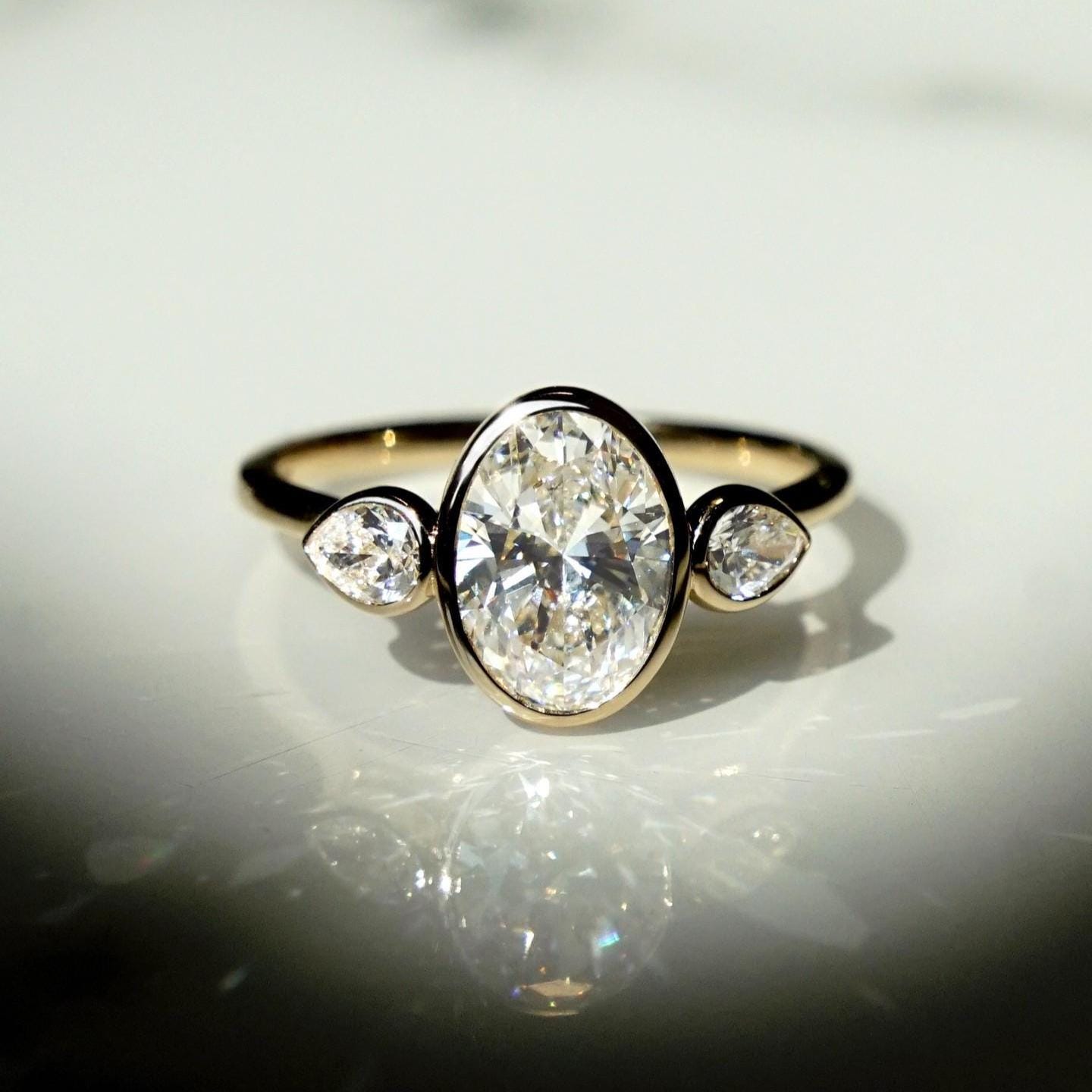 2 Carat Oval bezel Setting Ring Three Stone |  Lab Grown Diamond  IGI Certified D-E VS1-VVS2 | 14K / 18K Solid Gold | 2 to 5 Carat